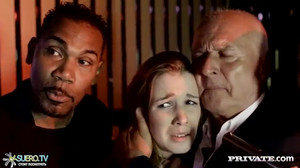 Кобель изменил на глазах у своей девушки